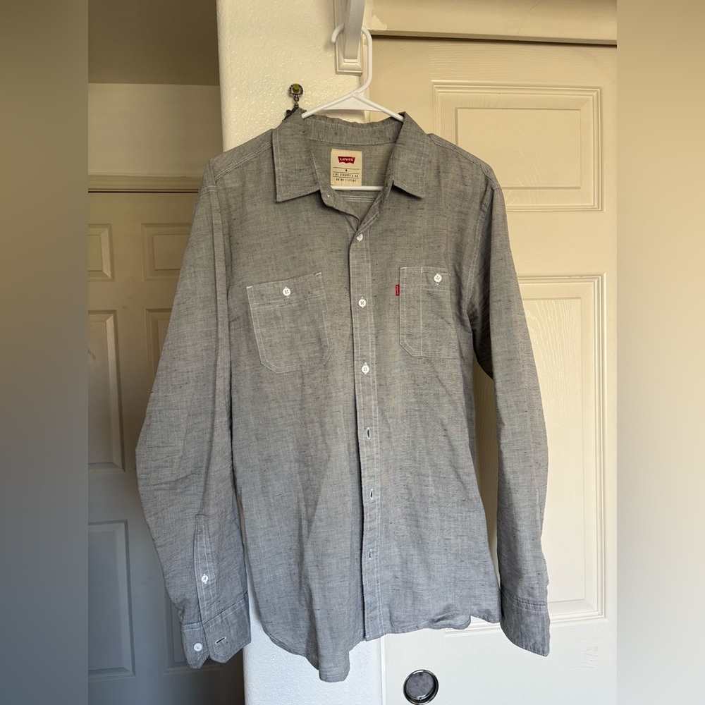 Levi's Casual Gray Button Down Shirt